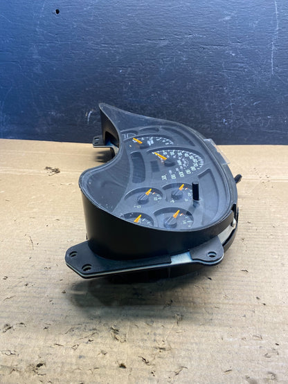 2003 to 2006 Chevrolet Silverado Yukon Cluster Gauge Speedometer AD6579 DG2