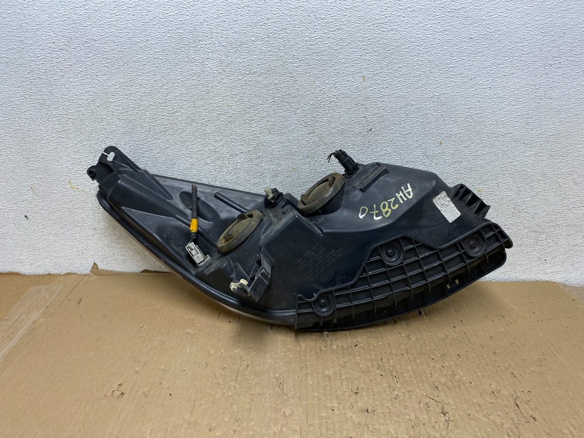 2013 - 2016 Ford Escape Headlight Left Driver Lh Side Halogen AH2870 DW9