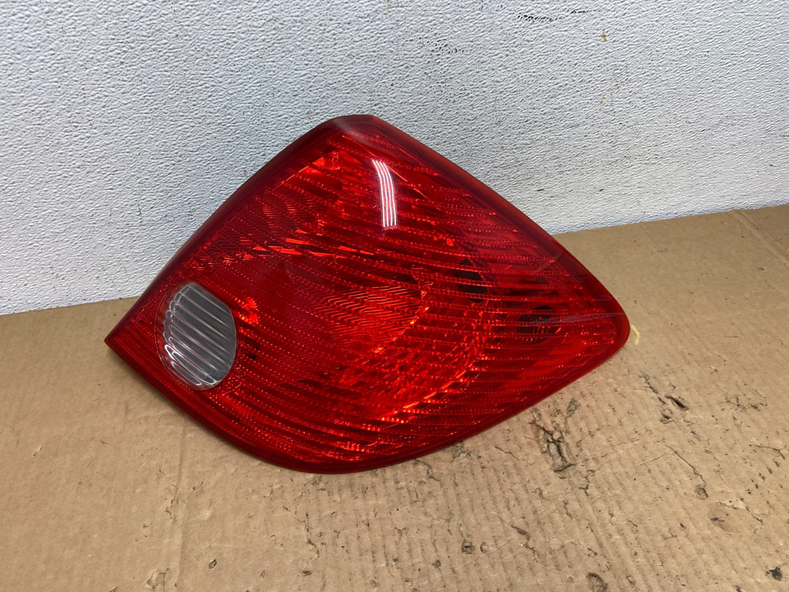 2005-2010 Pontiac G6 Sedan Right Passenger Side Tail Light AD2484 LK0