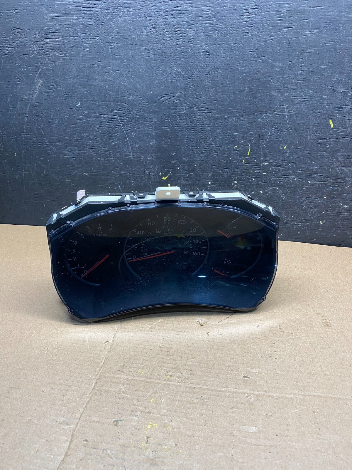 2011 to 2017 Nissan Quest Speedometer Cluster Gauge Dashboard Q9519 DG0