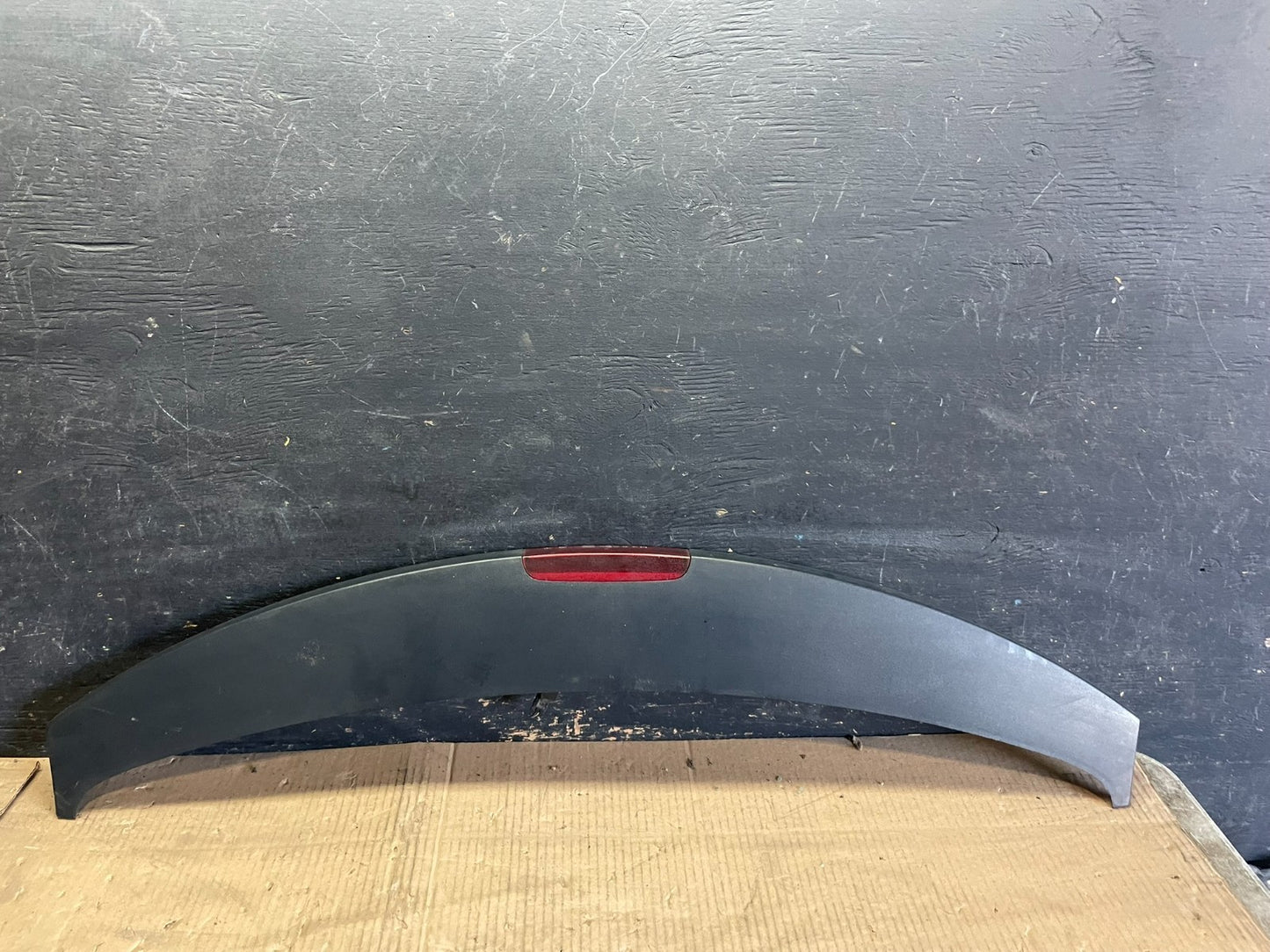 2004 to 2008 Chrysler Pacifica Rear Trunk Hatch Spoiler Wing OEM R5349 DG0