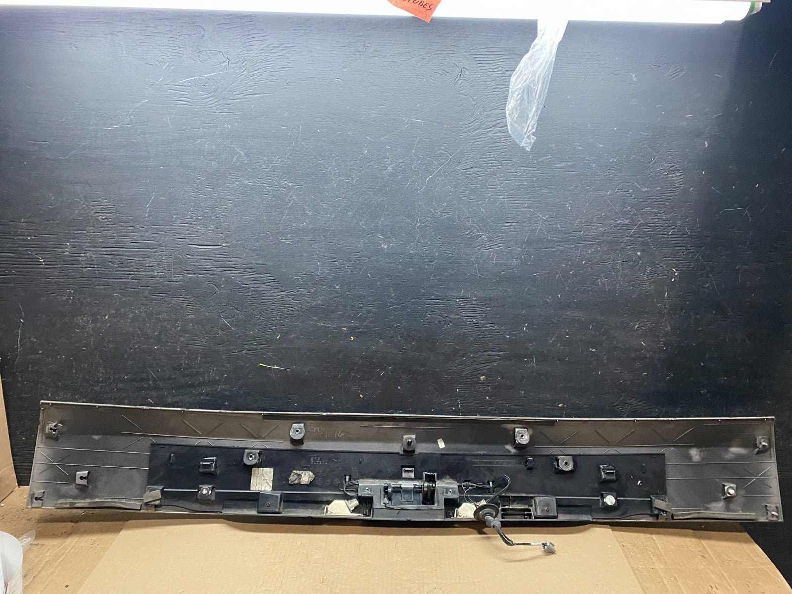 2011-2018 Dodge Grand Caravan Rear Tail Gate Trim Molding Panel OEM u7439 DG9