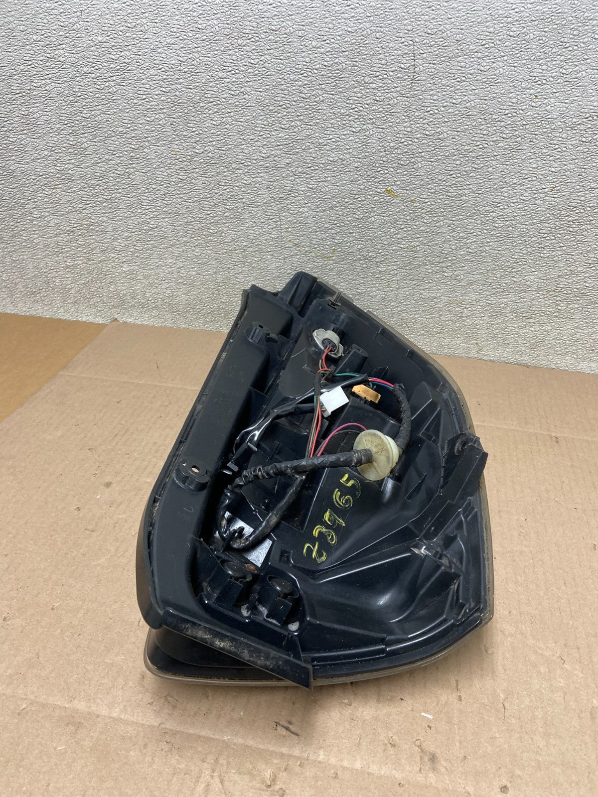 2008 2009 2010 Mazda 5 Left Driver LH Side Tail Light OEM Z3965 DW6