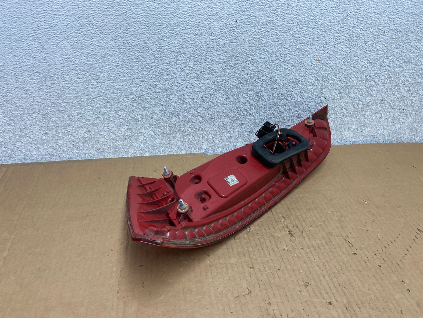 2009 to 2012 Audi Q5 Left Driver LH Side Tail light AD0906 LK4