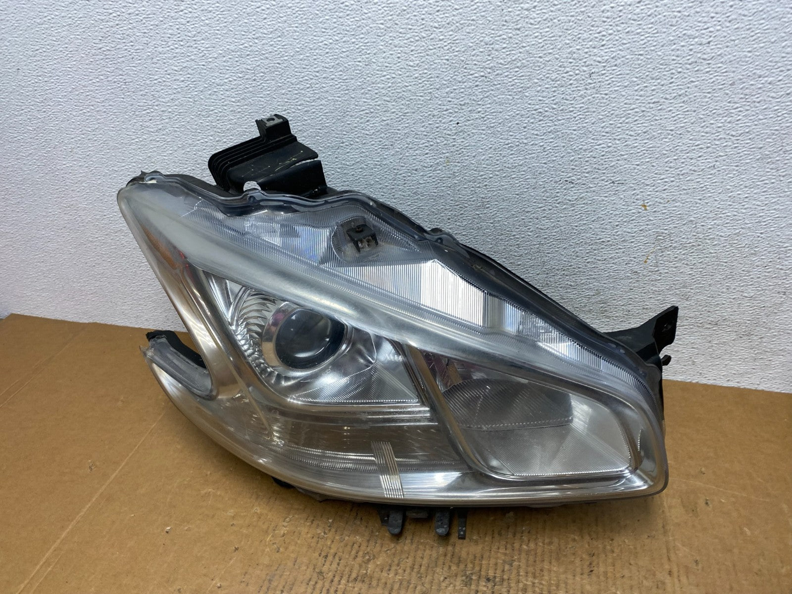 Halogen 2009-2014 Nissan Maxima Right Passenger Headlight AE0635 DW1