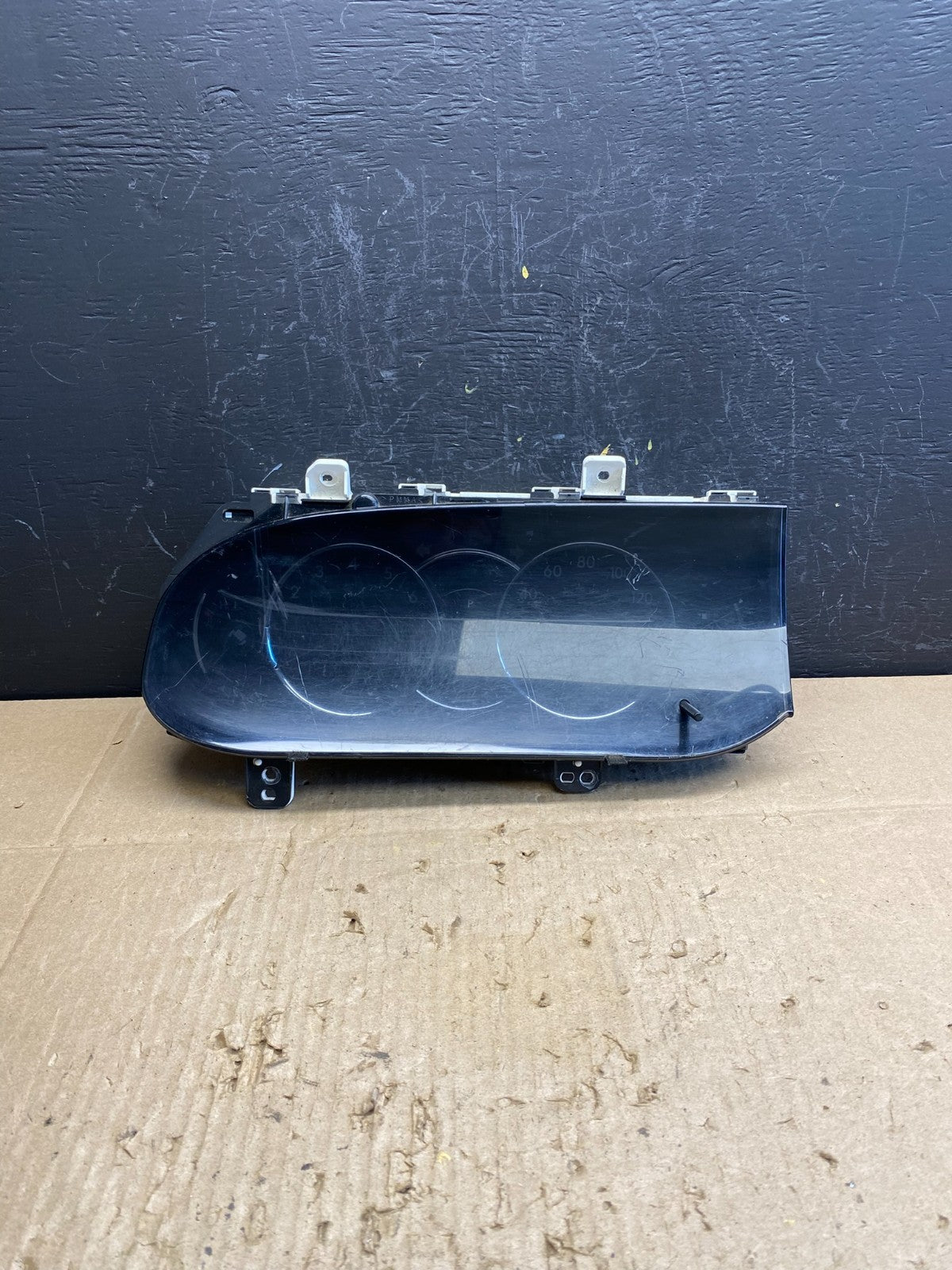 2005 to 2006 Toyota Avalon Speedometer Insrument Gauge Cluster AC4634  DG0