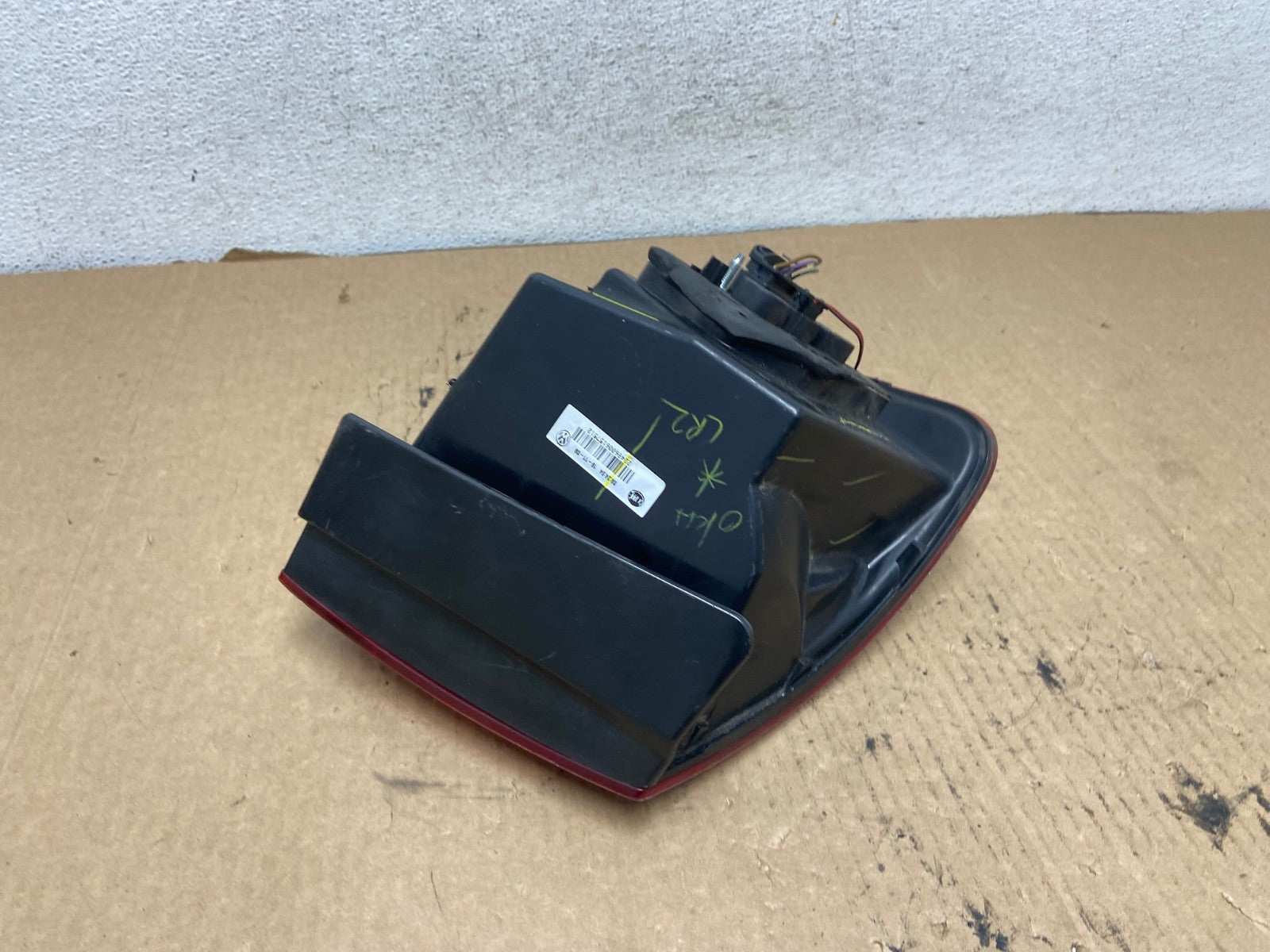 2008 2009 2010 Volkswagen Jetta Right Passenger RH Side Tail Light AG2127 LK5