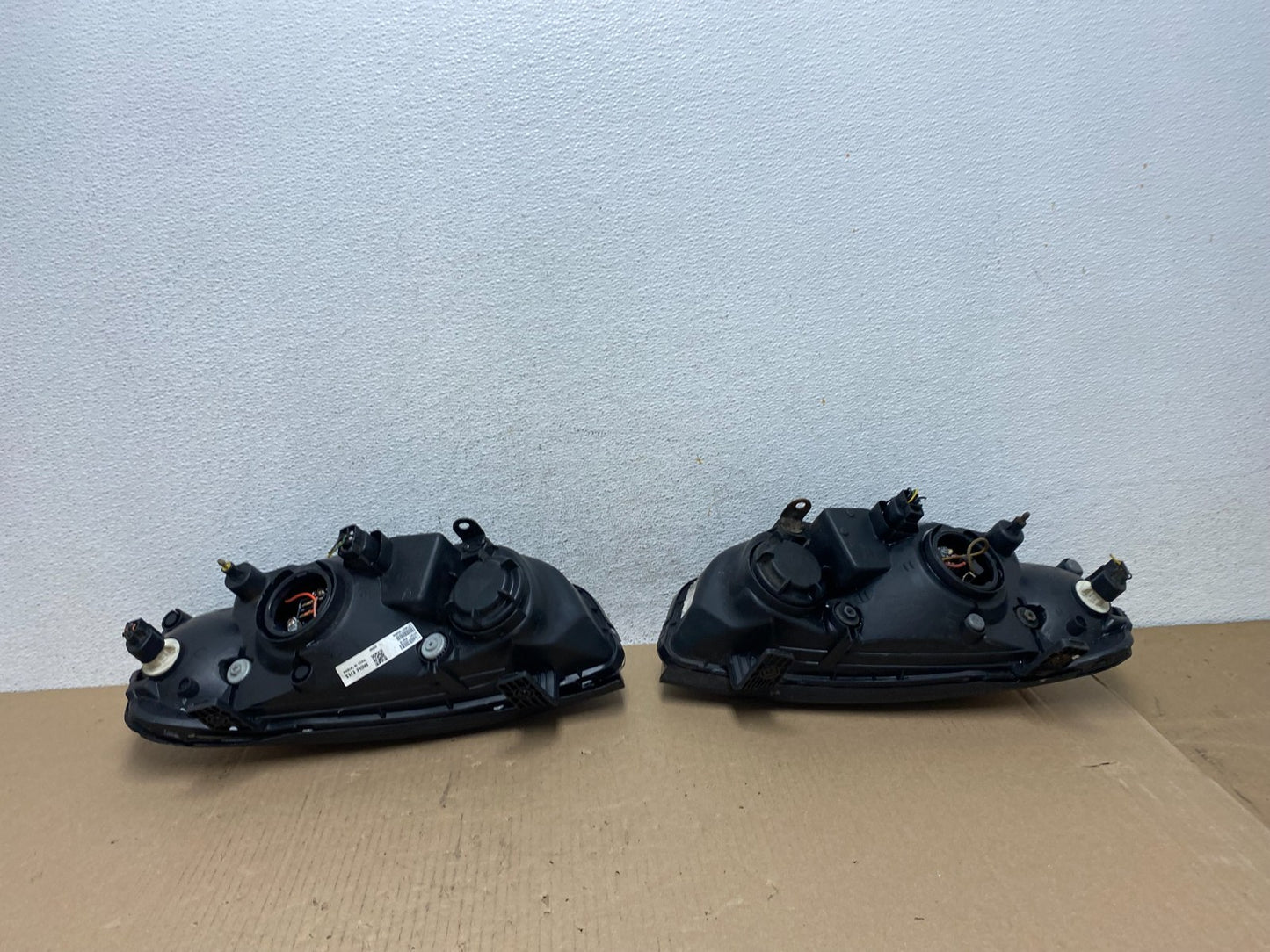 2001 2002 2003 Hyundai Elantra Left+Right Side Set Halogen Headlights AE7256 DW6
