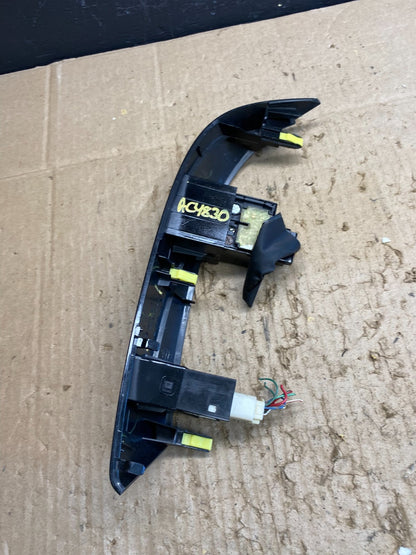 2004 to 2010 Toyota Sienna Right Side Radio Switches Bezel Trim OEM AC4830 DG3