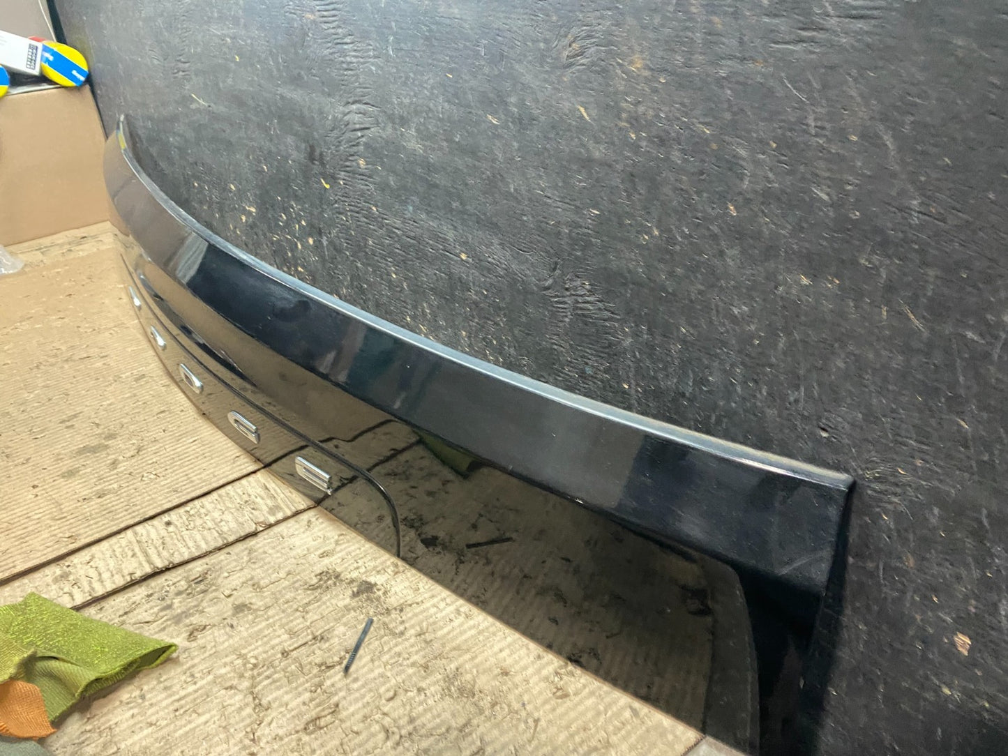 2011-2018 Dodge Grand Caravan Rear Tail Gate Trim Molding Panel OEM W6078 DG1