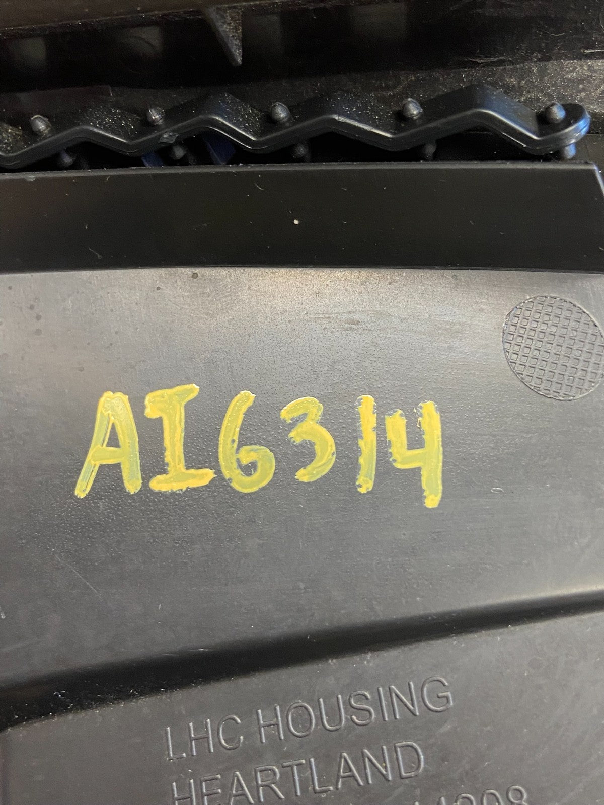 2010-2014 Subaru Legacy Outback Vent Radio Panel Trim Bezel AI6314 DW6