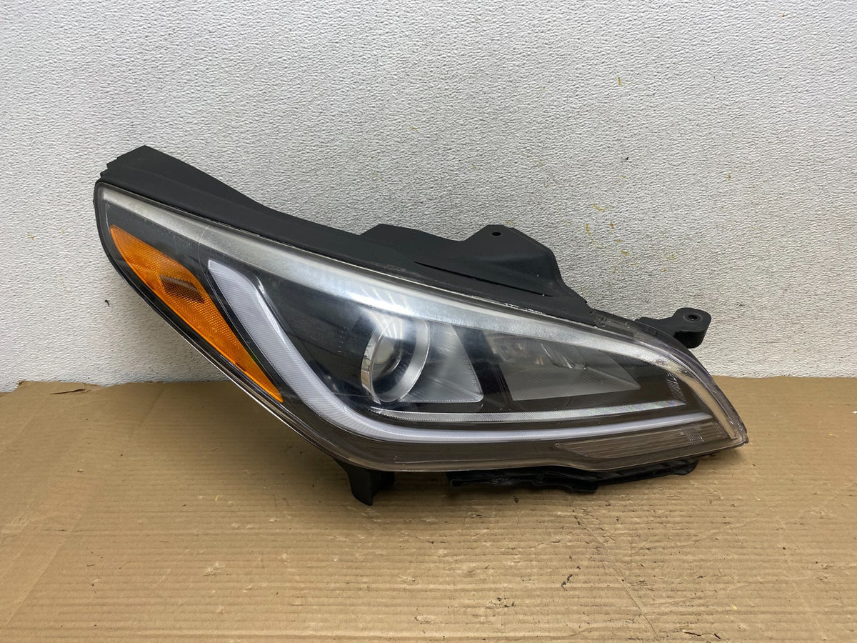 2015 to 2017 Hyundai Sonata Hybrid Right Side Halogen Headlight AH2533 PS0
