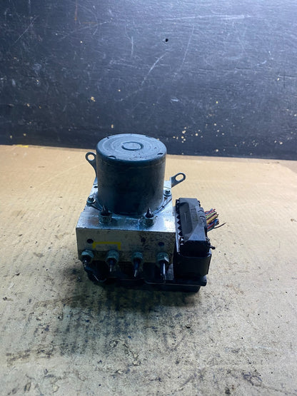2007 to 2013 BMW 335i ABS Anti-Lock Brake Pump 6768550 OEM z2424 DG1