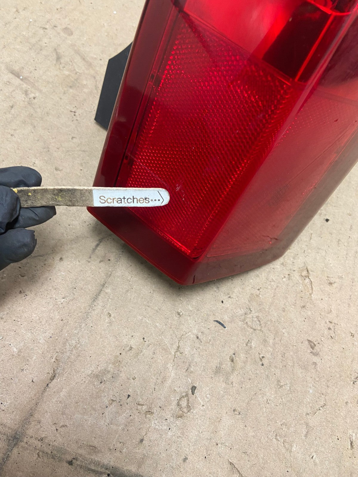 2004 to 2009 Cadillac Srx Right Passenger RH Side Tail Light AG4819 LK3