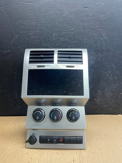2007 to 2012 Dodge Nitro Dash Climate Temperature Control Radio Bezel AE3985 DG0