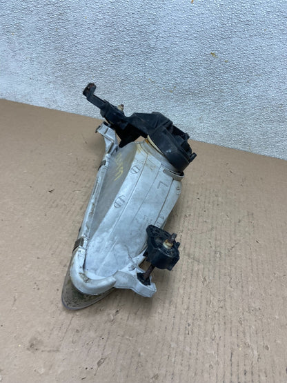 1998 to 2000 Toyota Corolla Front Left Driver Side Headlight AB5997 DW5