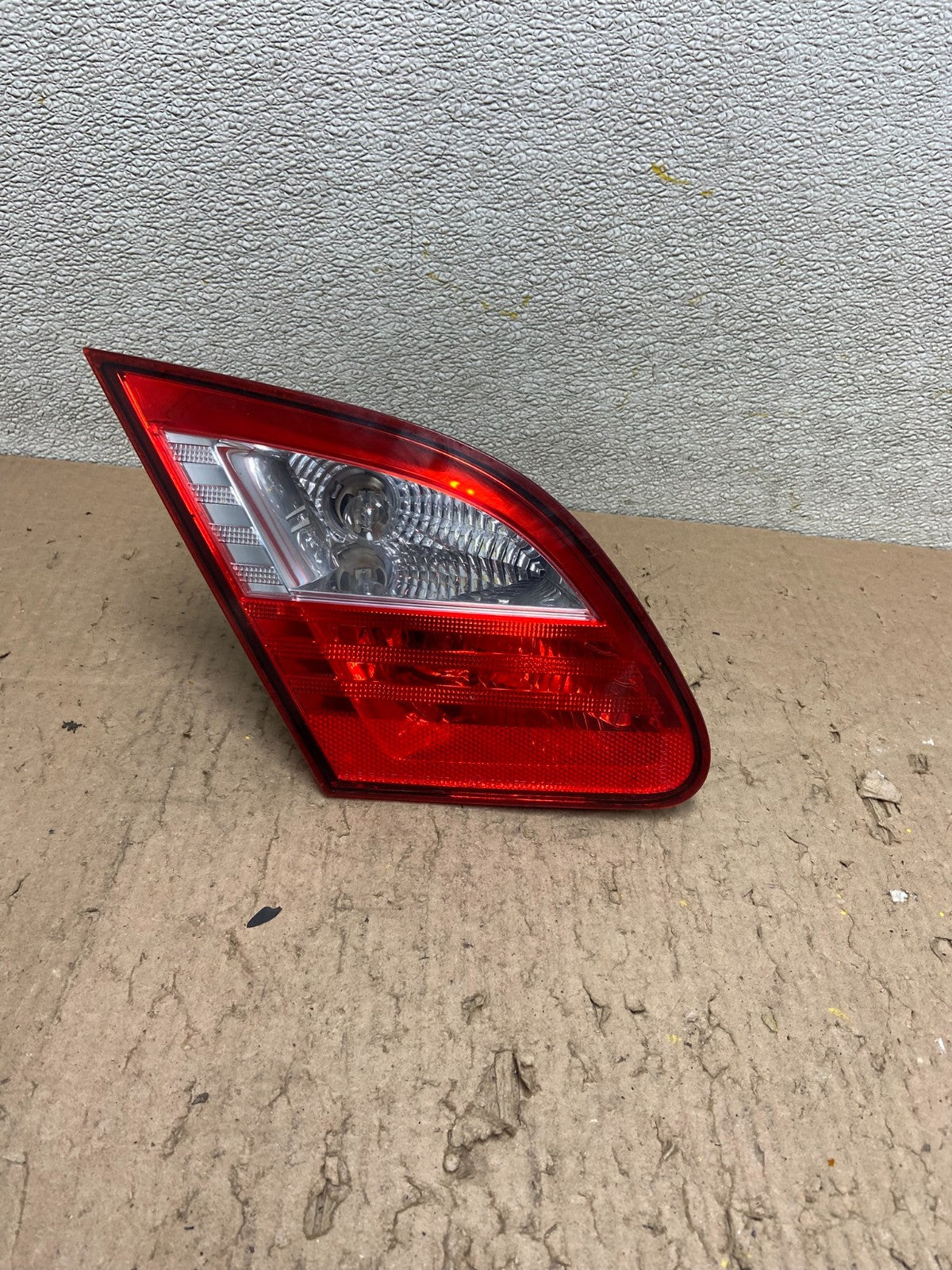 2007-2008 Chrysler Sebring Sedan Inner Left Driver LH Tail Light OEM Y3385 DW0