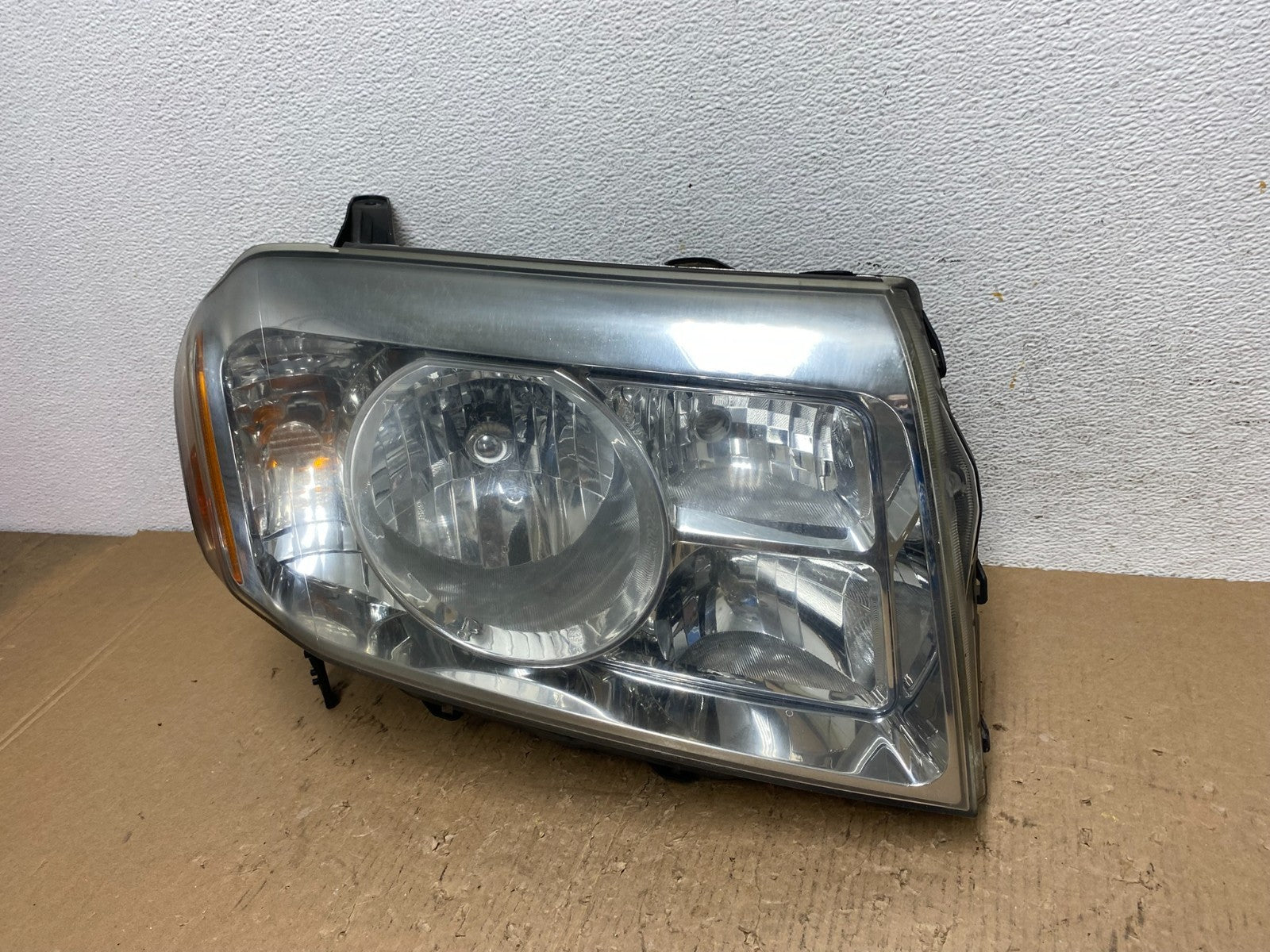 2009 2010 2011 Honda Pilot Right Passenger RH Halogen Headlight AD8837 DW1