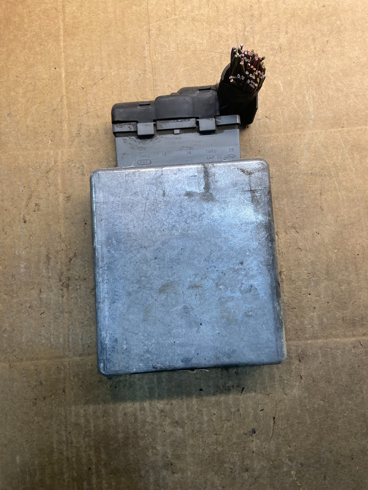 2003 Ford E150 E250 4.2L Engine Control Module ECU ECM PCM Y4127 DG3