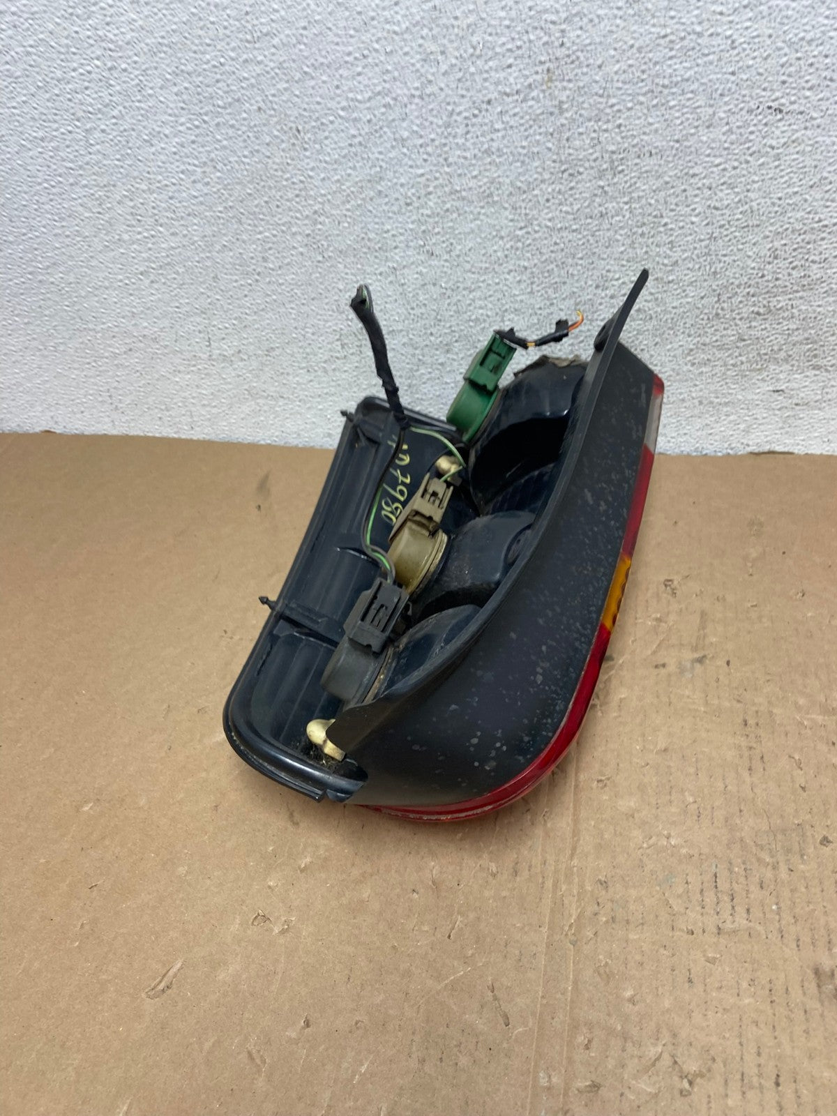 2001 to 2007 Ford Escape Left Driver Lh Side Tail Light Aftermarket AB7980 LK7