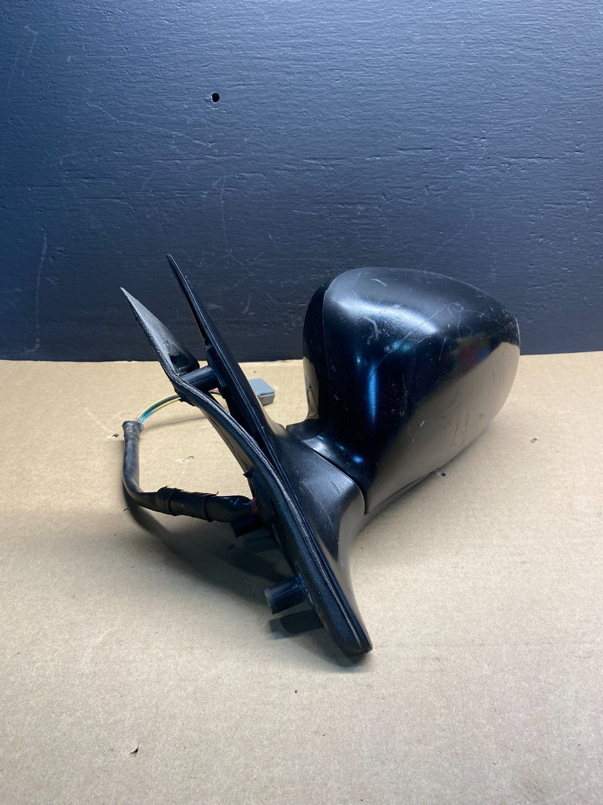 2004 to 2011 Lincoln Town Car Left Driver LH View Heat Door Mirror AB7157 DW1