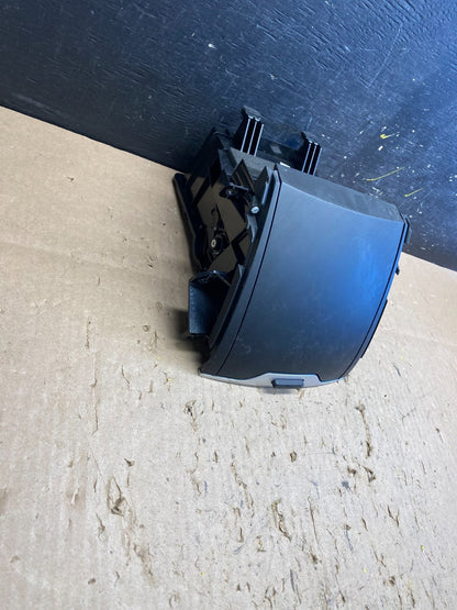 2011-2015 Hyundai Sonata Center Dash Storage W/Closing Lid 3S847-80000 T6072 PS2