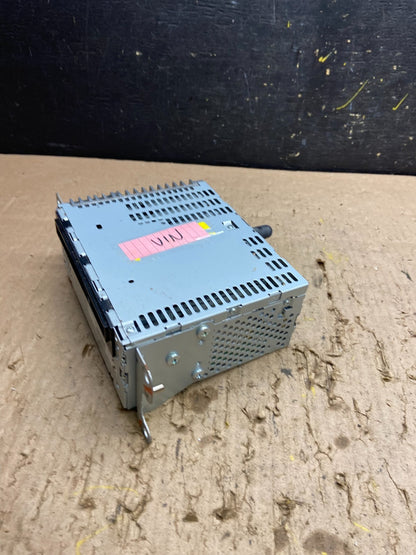 2013 to 2014 Ford Edge AM/FM Radio Reciever OEM t8358 DG2