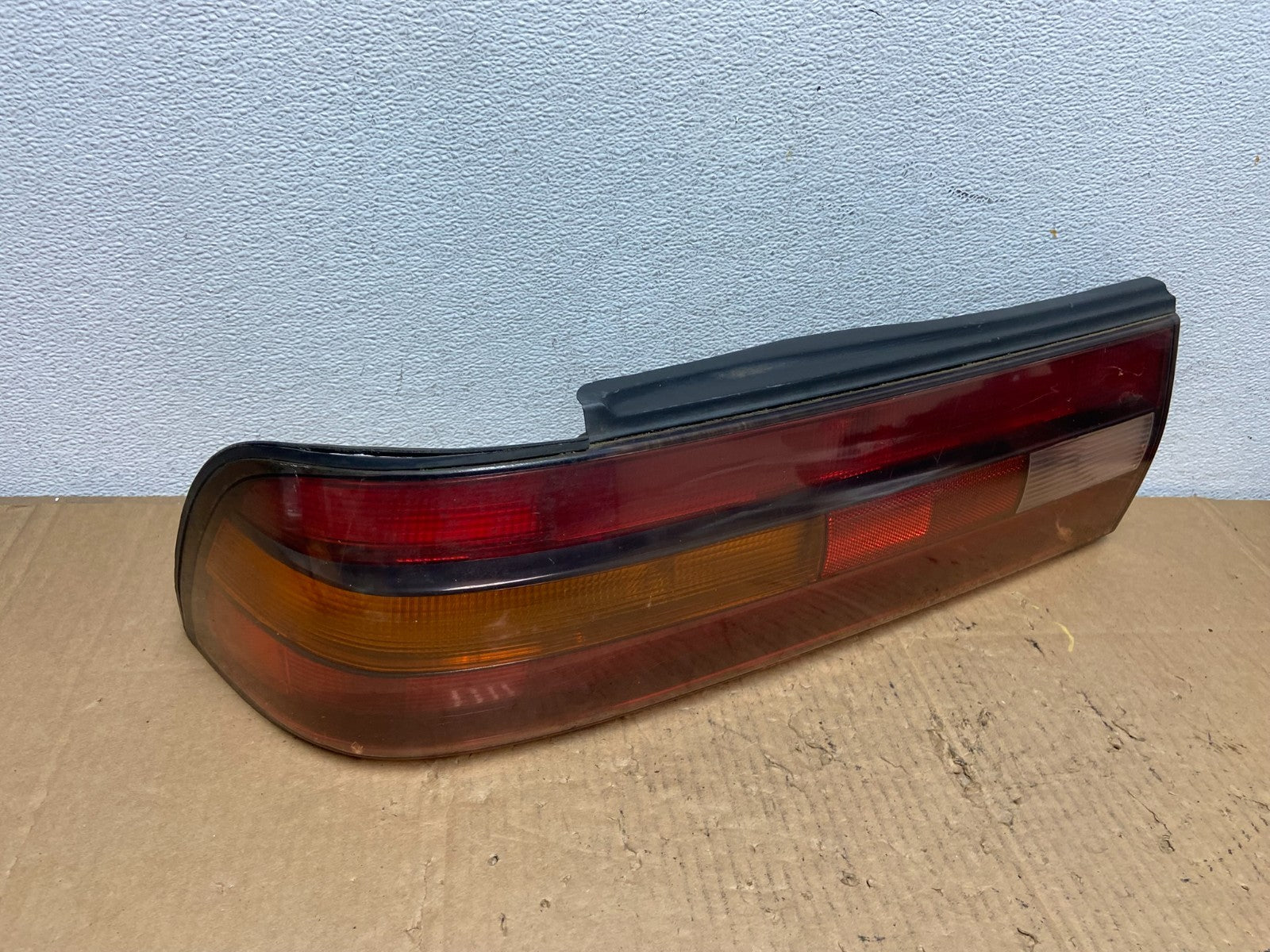 1992 to 1994 Lexus ES300 ES330 Left Driver Side Tail Light ad1134 DG2