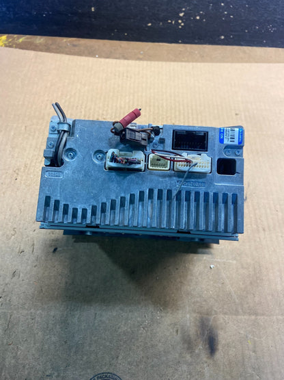 2010 - 2013 Subaru Outback Radio AM/FM CD Player mp3 Audio Z5545 MS5