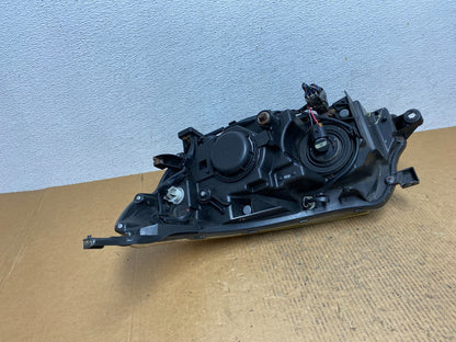 2009 - 2013 Subaru Forester Right Passenger Side Halogen Headlight AE1380 DW6