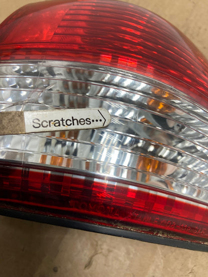 2001 2002 2003 Toyota Sienna Right Passenger Rh Side Tail Light AC5934 LK3