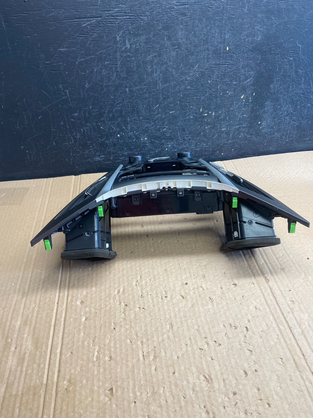 2011 - 2014 Hyundai Sonata Center Radio Climate Control Air Vent Bezel AF6247 DG3