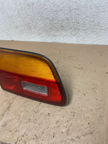 1998 1999 2000 Toyota Sienna Left Driver Inner Tail light AG5375 LK2
