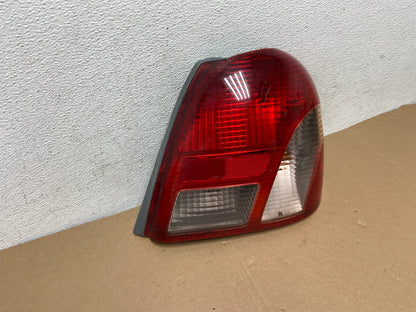 2000 to 2002 Toyota Echo Right Passenger RH Side Tail Light AD7845 LK2