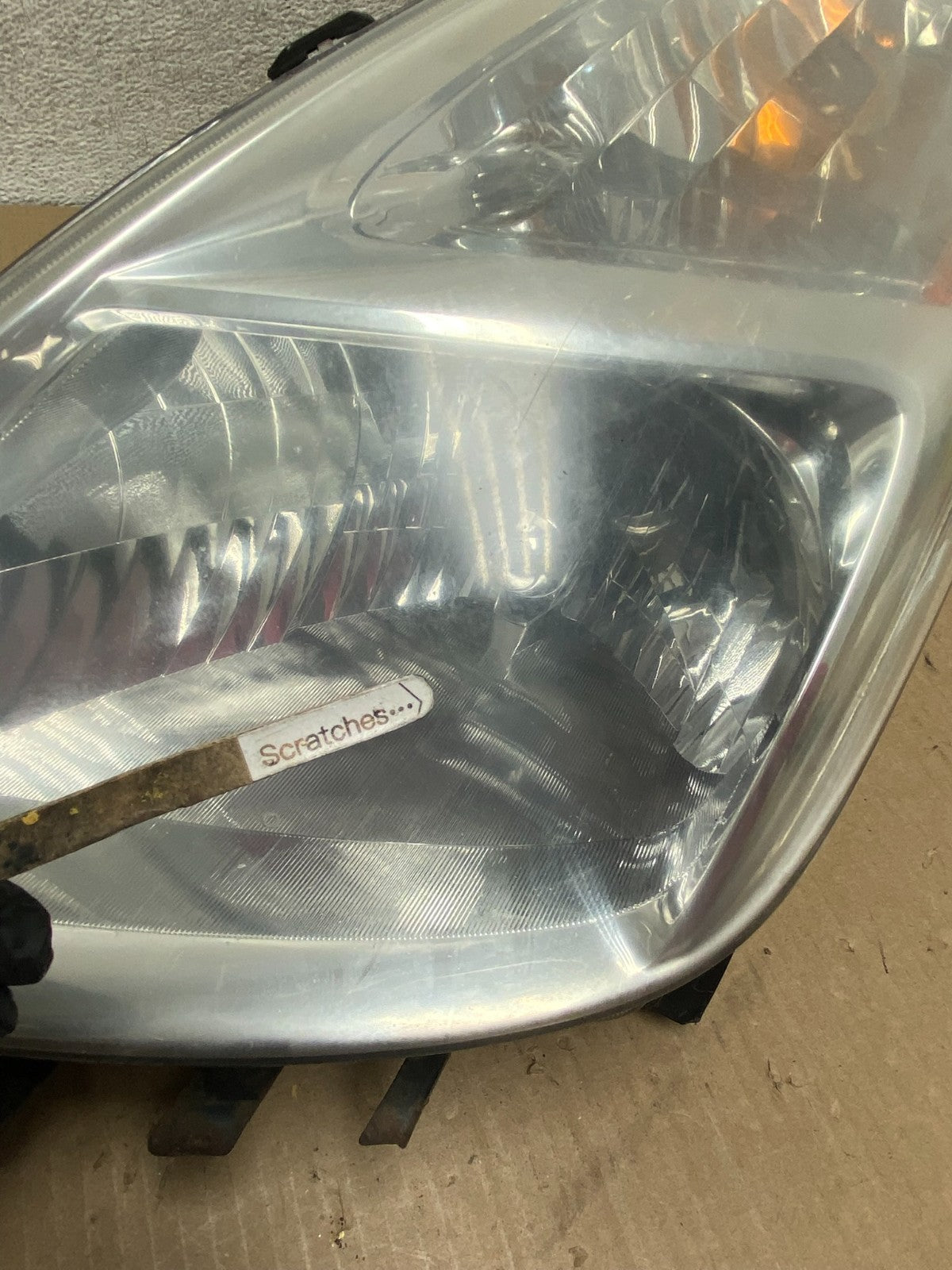 2004 - 2005 Toyota Prius Left Driver Lh Xenon HID Headlight AG7963 DW3