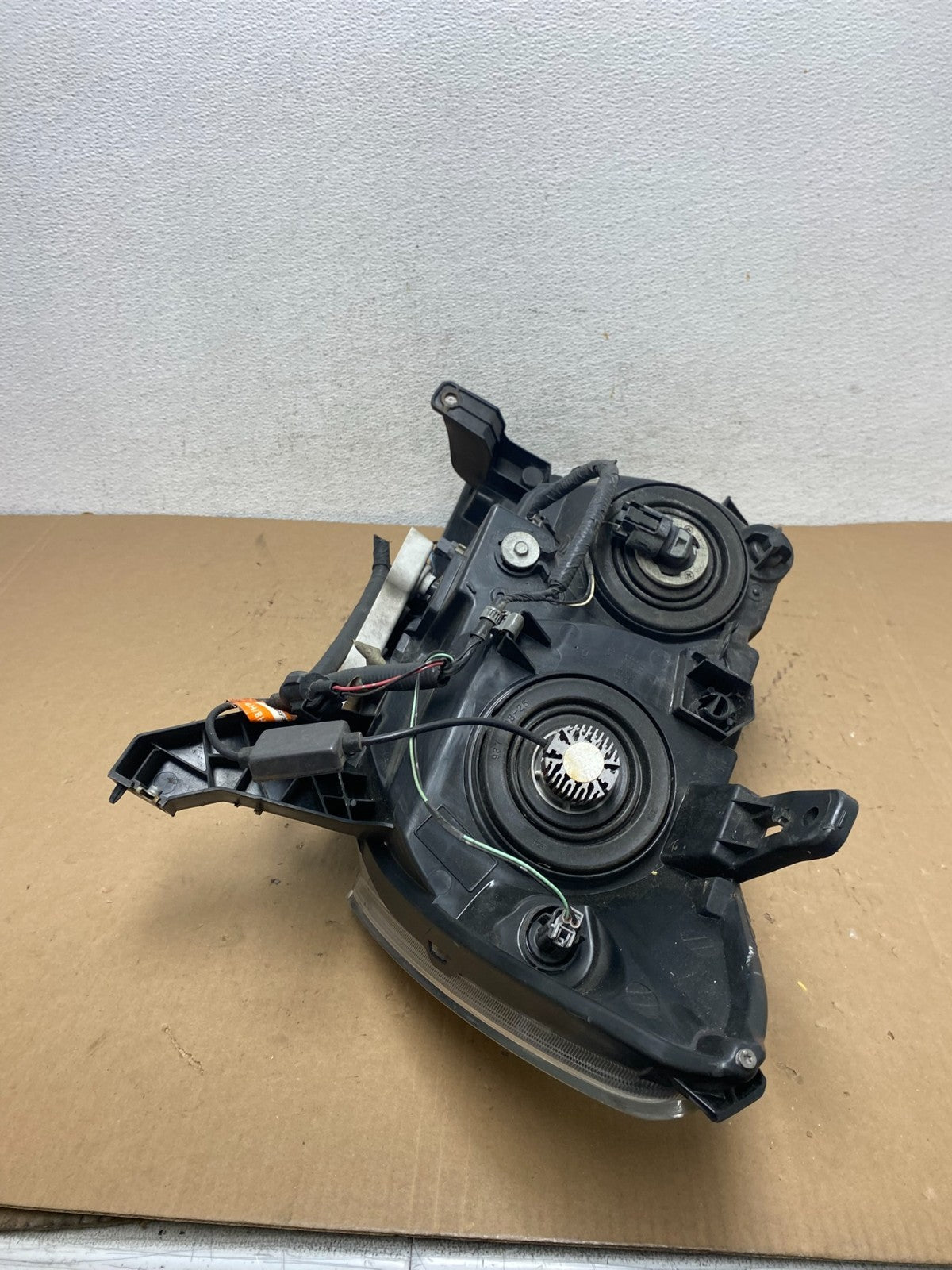 2013 to 2016 Nissan Pathfinder Right Passenger RH Side Headlight AD8028 DW5