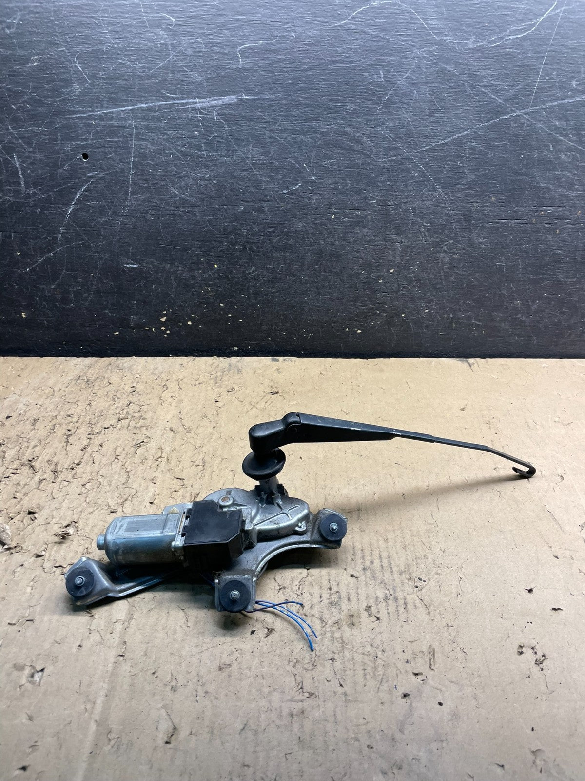 2011-2020 Toyota Sienna Rear Windshield Washer Wiper Motor W6859 DG1