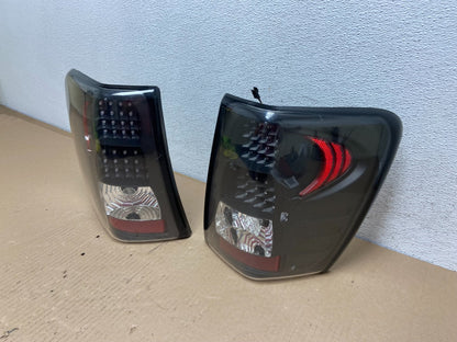 1999-2004 Jeep Grand Cherokee Left + Right Set Smoke LED Tail Lights AE7236 DG1
