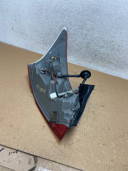 2009 2010 2011 Nissan Maxima Right Passenger RH Side Tail light AI3516 LK7