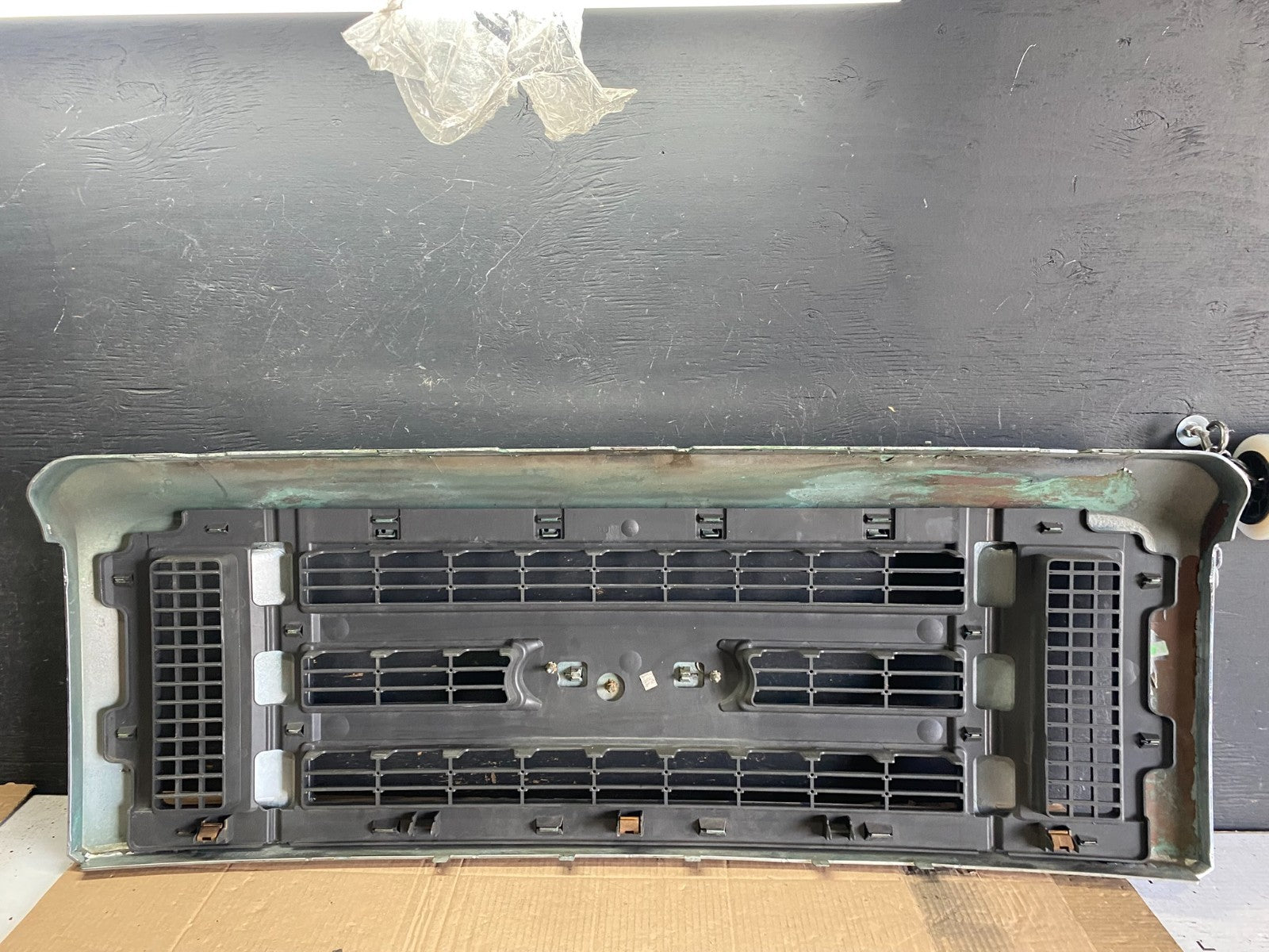 2008-2014 Ford Econoline E150 E250 Front Upper Chrome Grill Grille Oem Q0528 DG8