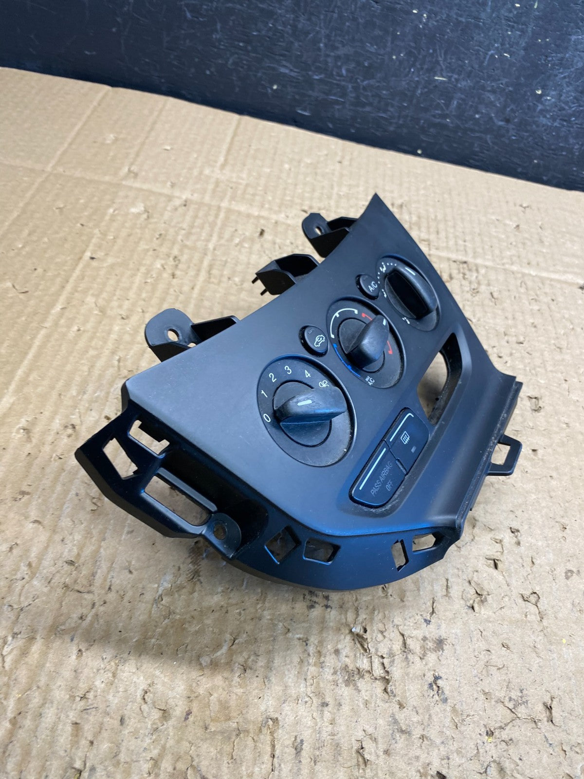 2013 2014 Ford Focus Ac Heater Climate Control Temperature ad1888 DG1