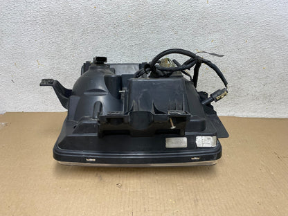 2008 to 2010 Ford F250 Super Duty Right Passenger RH Side Headlight AH5749 DW8