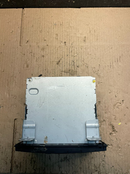 2006 Mazda MPV Stereo AM/FM Radio CD PLAYER OEM V8847 DG5