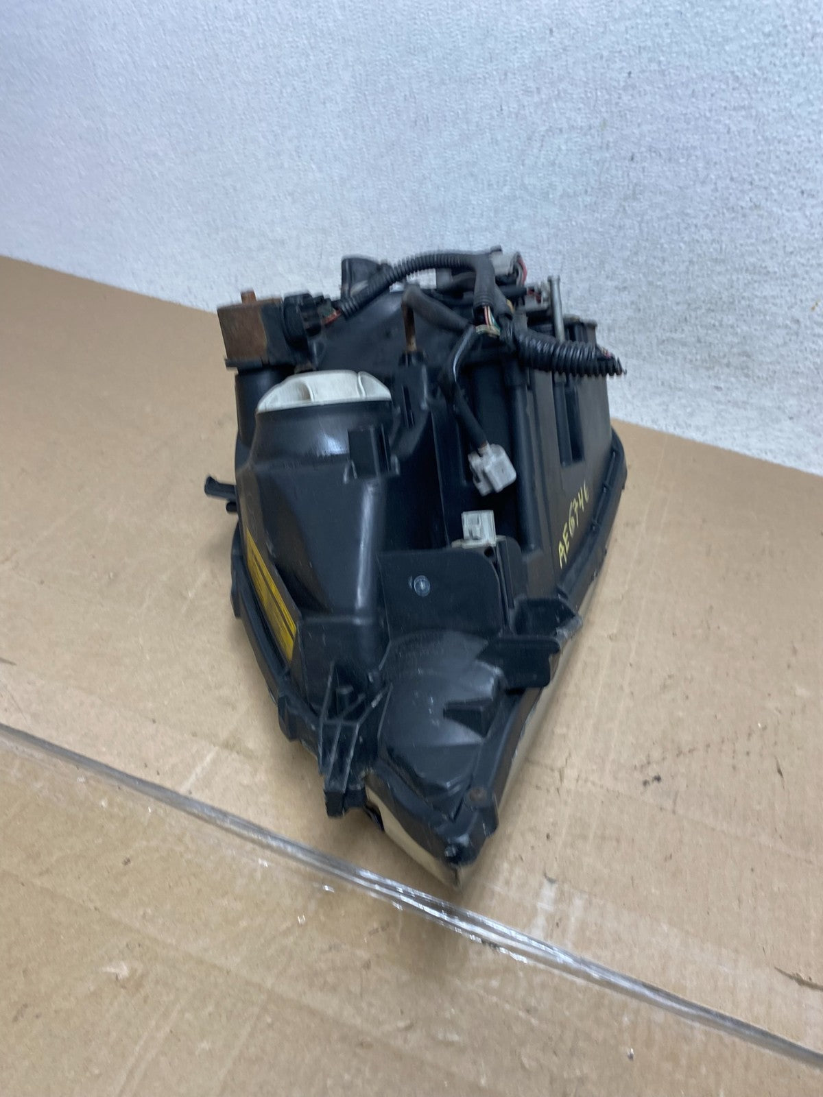 2001 2002 2003 Lexus RX300 Right Passenger Headlight Xenon HID AE6746 DW10