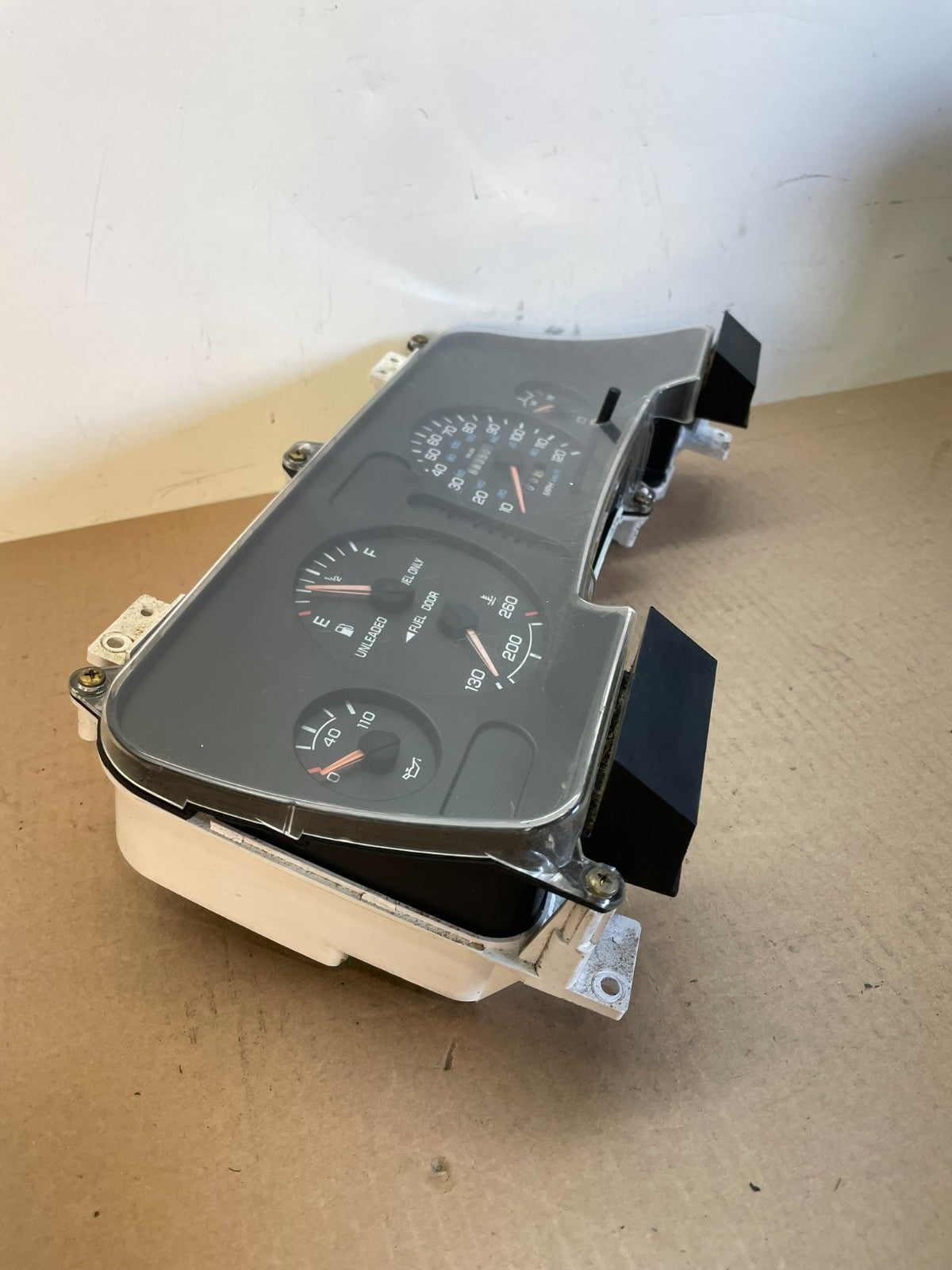 1994 to 1997 Dodge Ram 1500-3500 AT Speedometer Cluster 4X4 56020108 AI4337 DG1