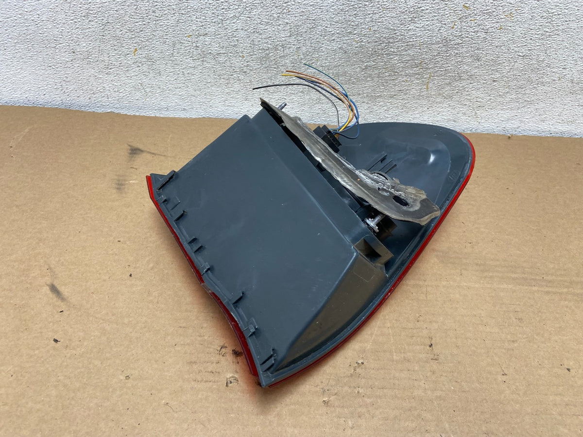 2011 2012 2013 Bmw X5 E70 Right Passenger Side Rh Tail Light AH4442 DW5