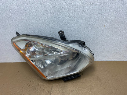 2009-2013 Nissan Rogue Right Passenger Xenon HID Headlight AC6082 DW1