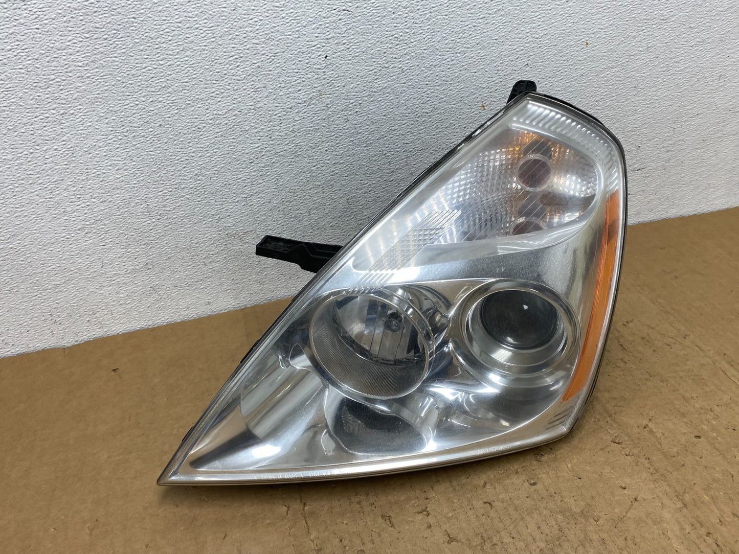 2008-2012 Kia Sedona Left Driver Lh Side Headlight Halogen AD1422 DW2
