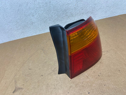 1999 2000 Honda Civic Sedan Right Passenger RH Side Tail Light AE3131 LK2