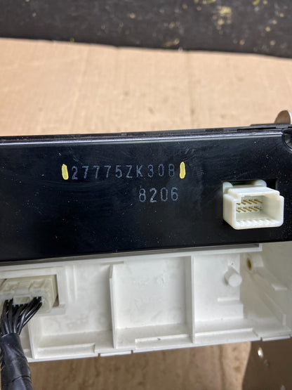 2007-2007 Nissan Maxima Information Display Screen OEM AB1767 DG6